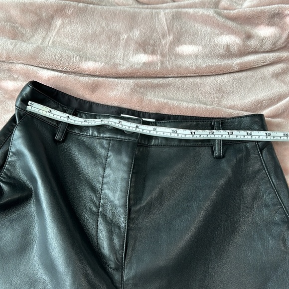 Babaton (Aritzia) pleather wide leg culottes barely worn - Picture 10 of 10
